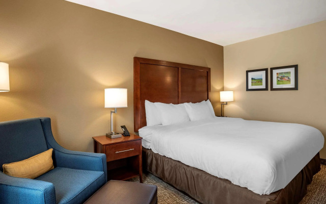 Comfort Inn & Suites Harrisonburg