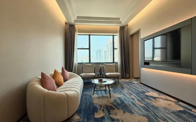 Romanjoy International Hotel