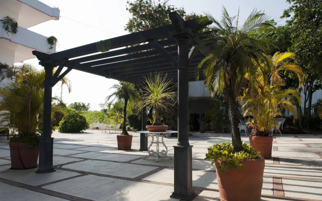 Hotel Hacienda Del Rio