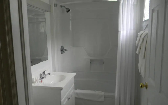 Howard Johnson Inn Woodstock NB