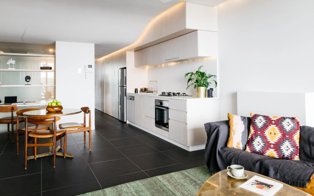Ovolo Nishi