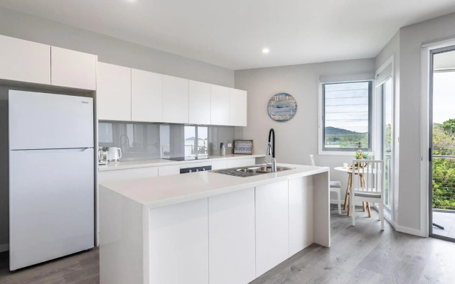 Fingal Bay View Unit 1 16 Tuna Crescent
