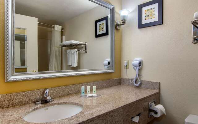 Quality Inn & Suites Union City - Atlanta South