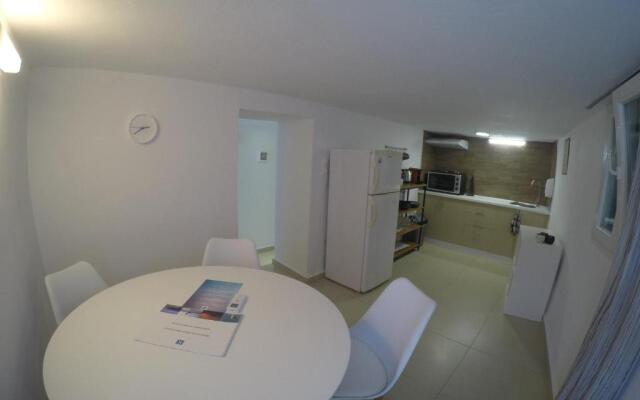 Keros Apartments