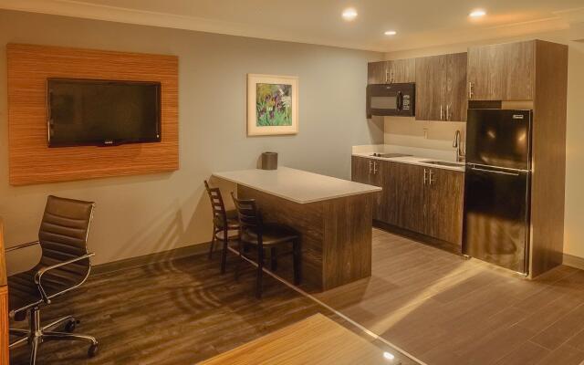 The Encinitan Hotel & Suites