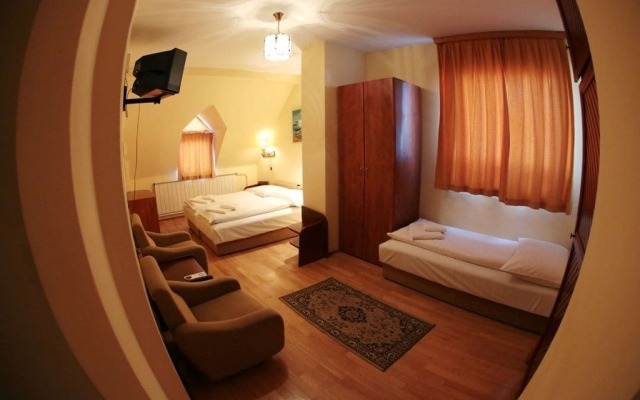 Hotel Bara Junior