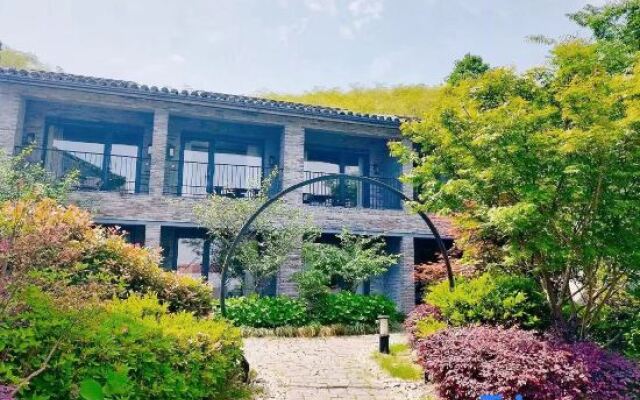 Moganshan·Original Jie Mountain Viewing Sea of Clouds B&B