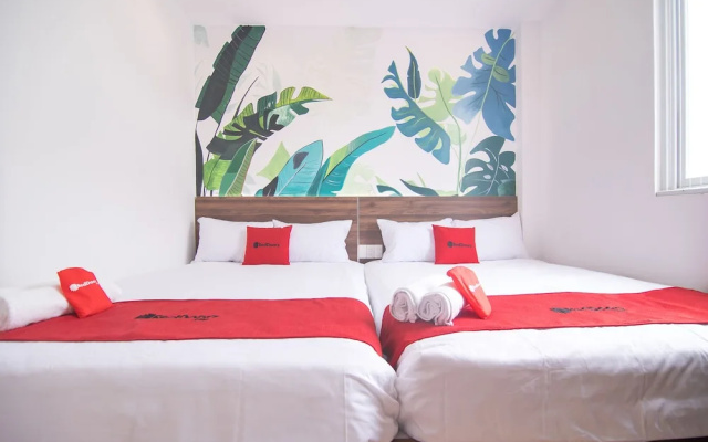 RedDoorz Plus @ Tran Quang Khai Street