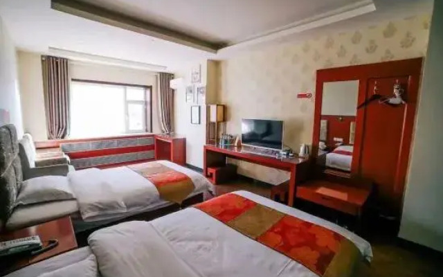 Yuzhong GongXiao Hotel