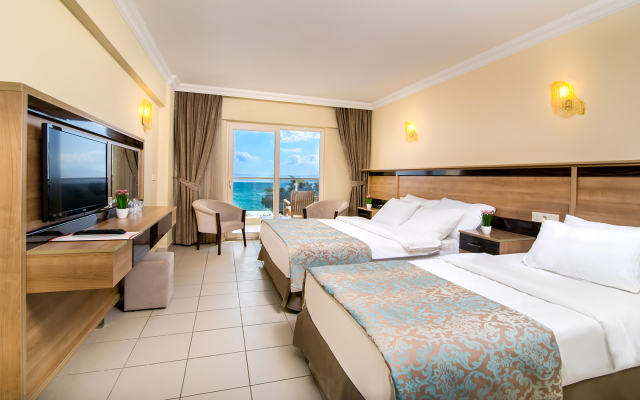Grand Sahins Gumuldur Resort
