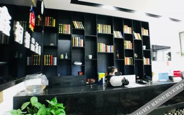 Xintong Boutique Hotel (Zhengzhou Huangkeda shop)