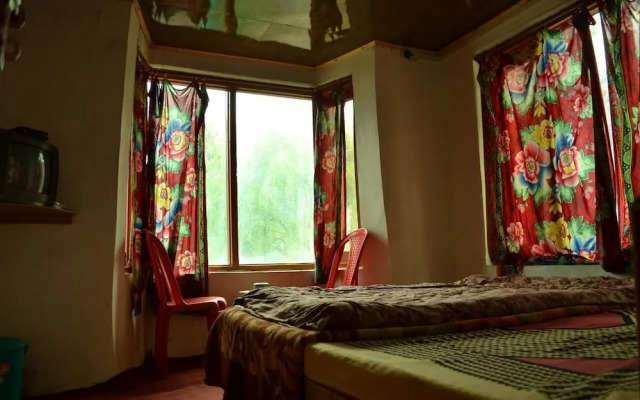 Rising Moon Guest House