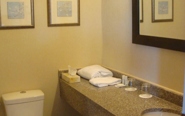 Annapolis Royal Inn & Suites