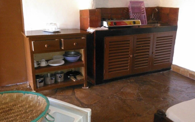 Diani Banda Cottages