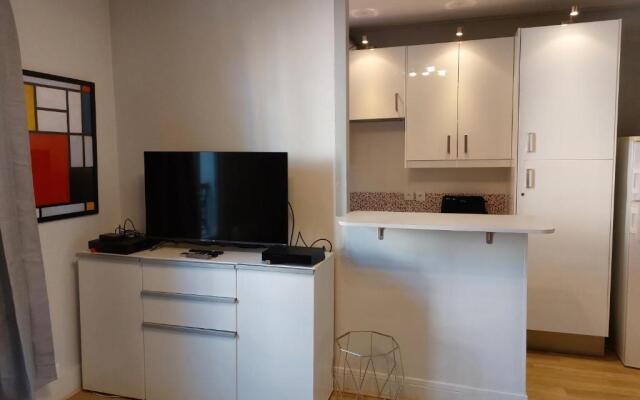 F2 Entre Paris Et Eurodisney 5 Min a Pied Gare