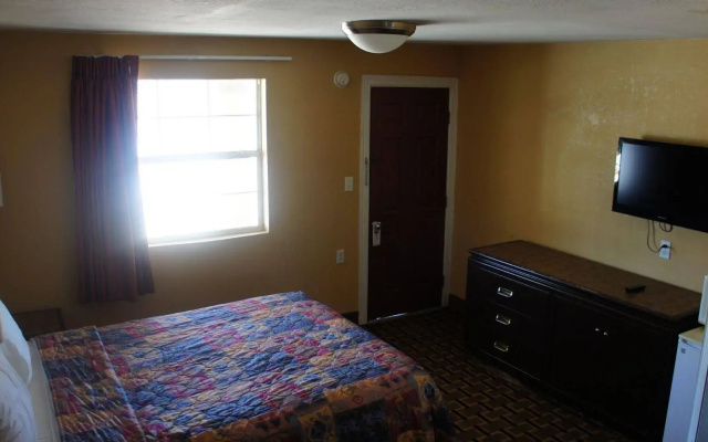 OYO Hotel Atoka