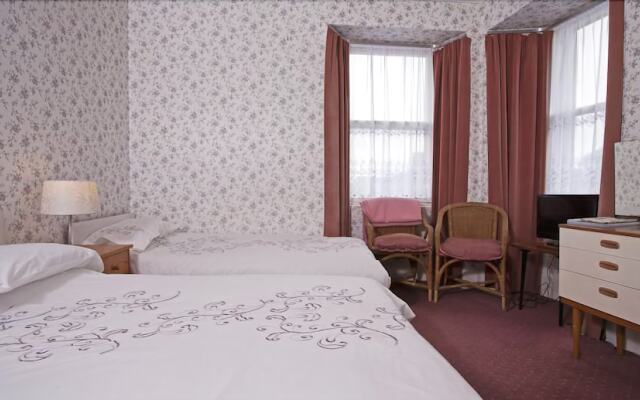 Waverley Hotel