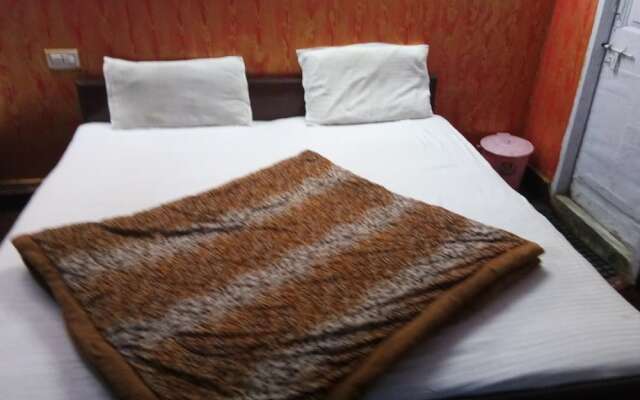 Hotel Jandyal