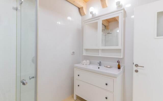 Unique Country House In Central Israel