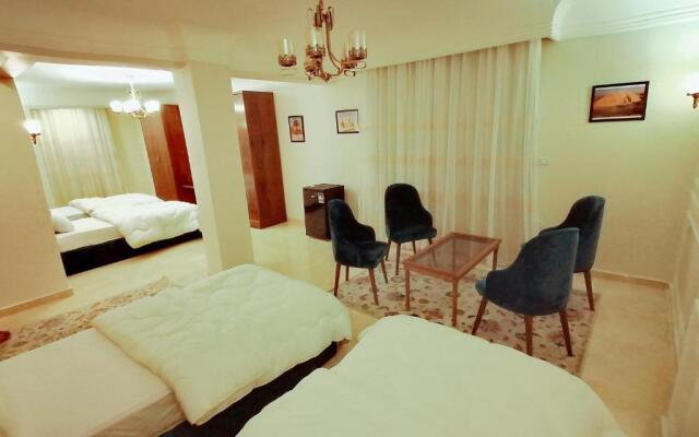 Rihana pyramids hotel