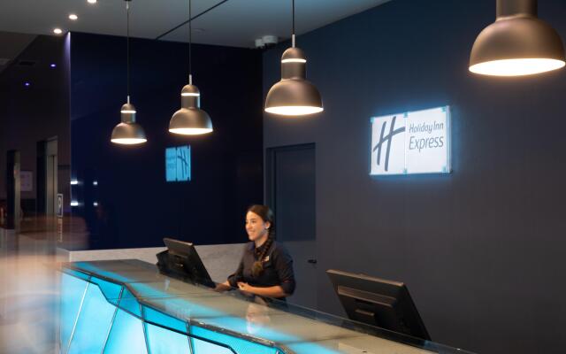 Holiday Inn Express Lisbon - Alfragide, an IHG Hotel