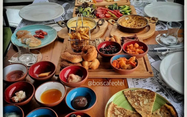 Darius Hotel By Dara