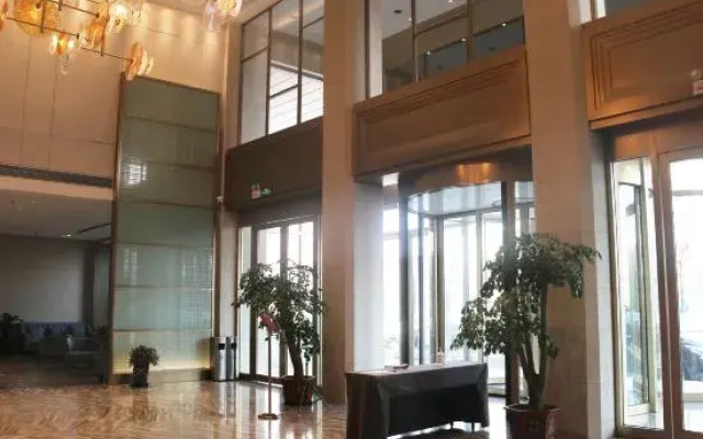 Feilong Hotel (Hefei Feixi High-tech Industrial Park Mingzhu Avenue Branch)