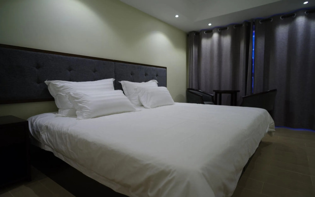 LUXE In Venice - The Venice Residences