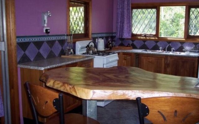 Gypsy Falls Waterfall Retreat