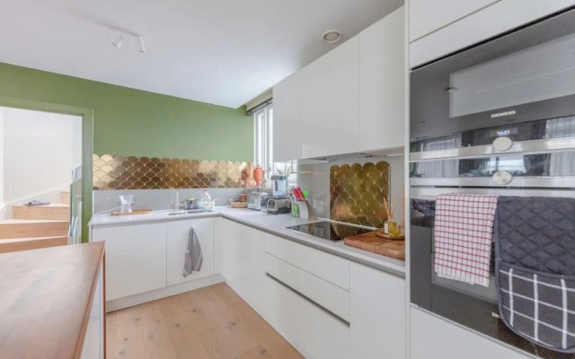 Chic 2BD Flat With Roof Terrace - Kilburn