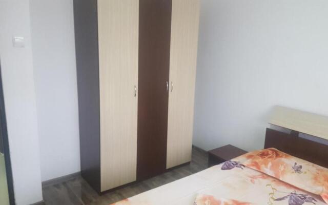 Apartament Cosmin Strada Rozelor Etaj 4