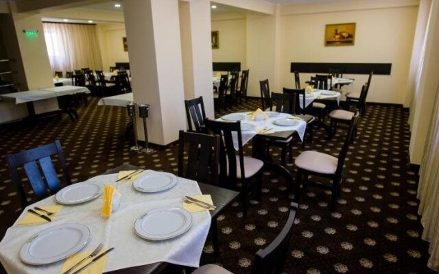 Hotel Maryiotis