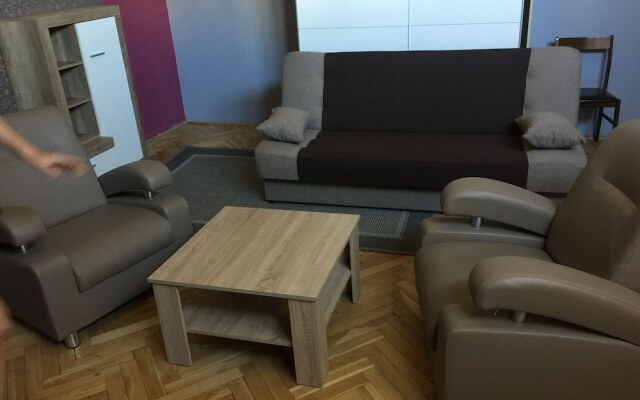 Penguin Rooms - Kielce Downtown Sienkiewicza