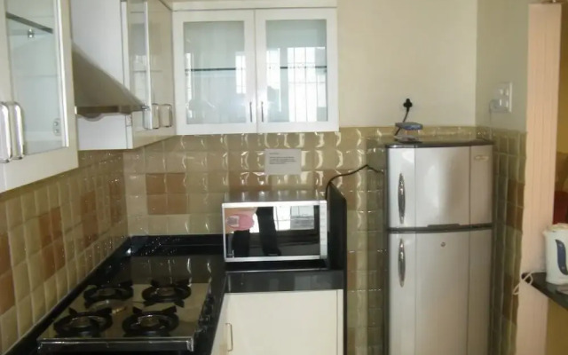 Hummingbird Apartments - Saiprasad