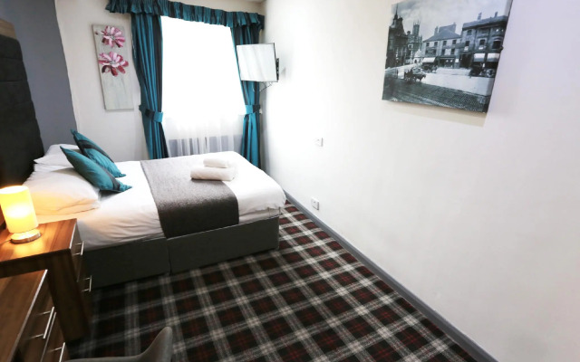 The Huddersfield Hotel