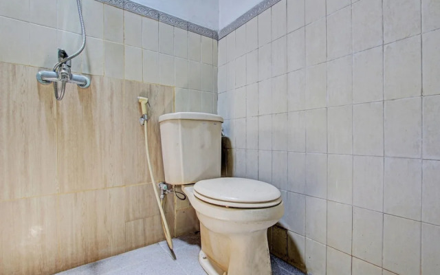 SPOT ON 93182 Hotel Jaya Kusuma