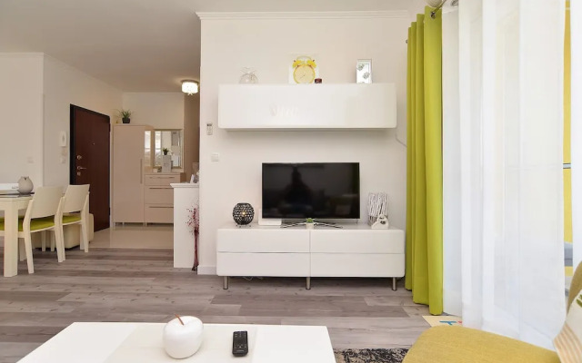 Apartment 1941