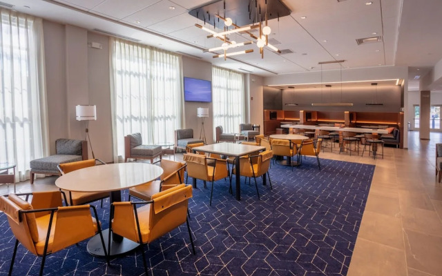 Courtyard Rochester Downtown