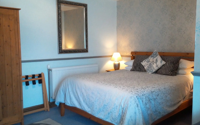 Meare Manor
