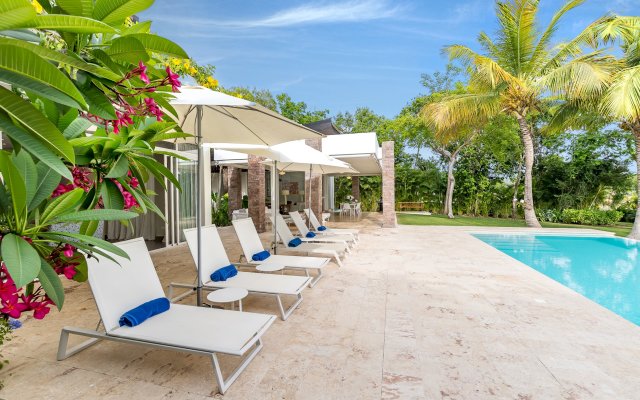 Luxury Villa at Puntacana Resort Club With Private Pool Terrace Golf Carts Butler Maid