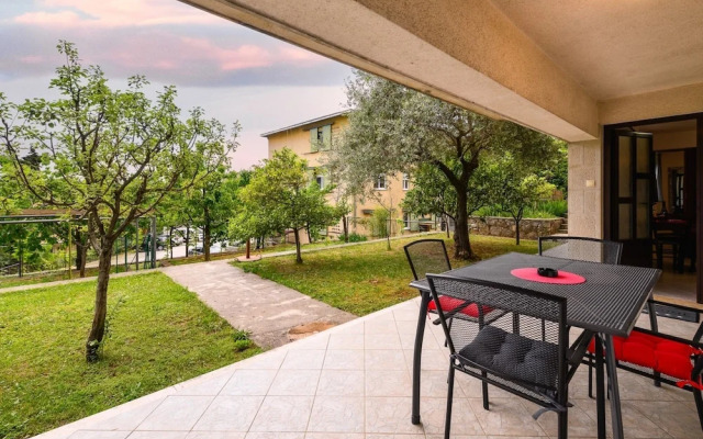 Charming Lovran Apartments With Wonderful Sea View