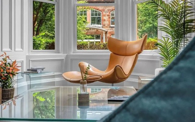 Stylish Elegance in City s Heart