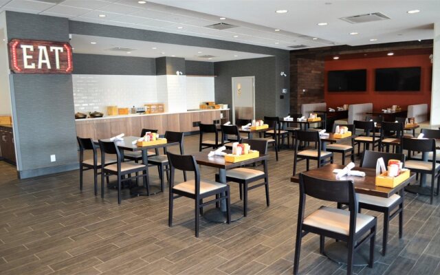Holiday Inn Edmonton South - Evario Events by IHG