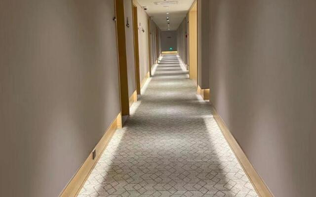 Ji Hotel Shanghai Meilan Lake Mei'an Road