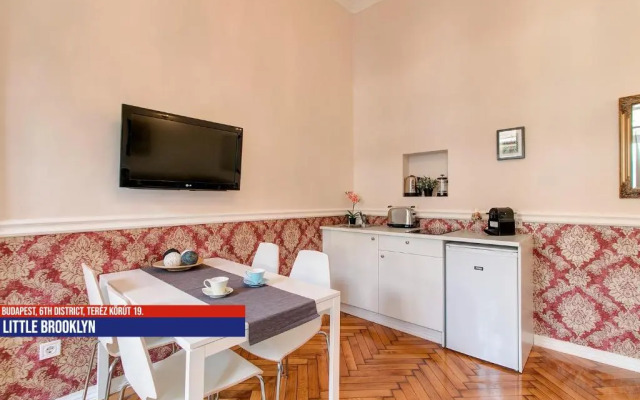 Oktogon Apartment