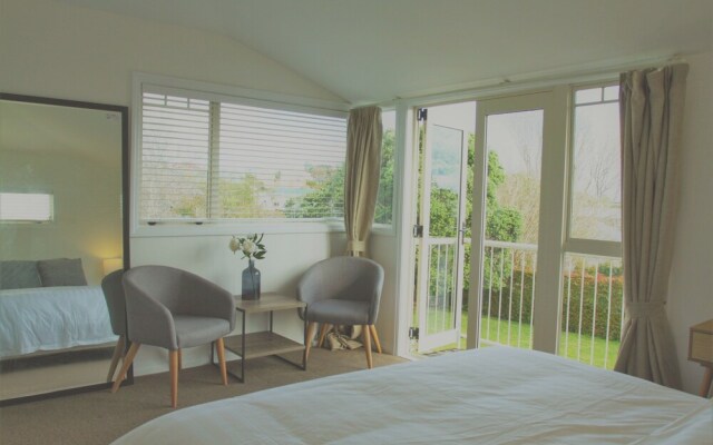Unique Home - Devonport Seaview House