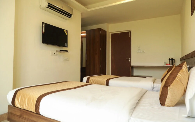 OYO 10943 Hotel Plus Corporate