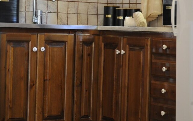 Traditional Greek Maisonette in Antiperni Village