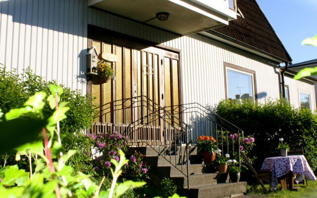 Villa E Bed and Breakfast