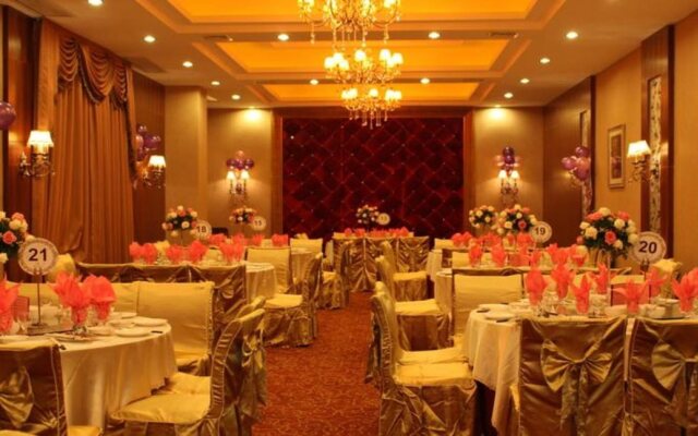 Royal Prince Hotel